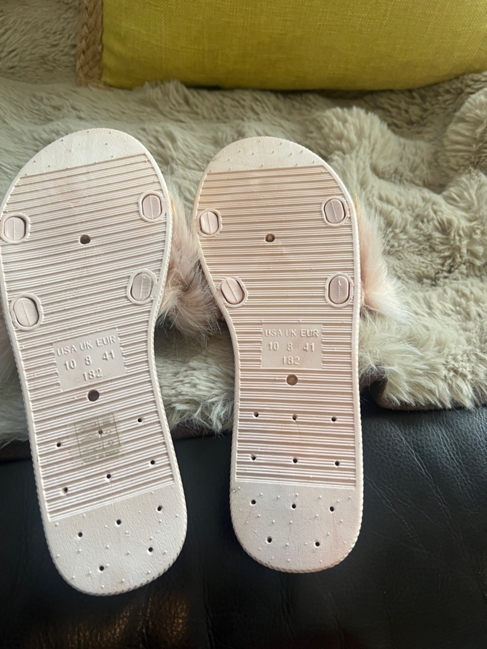 Lauren Lorraine Pale Pink Faux Fur Slide Sandals - Picture 3 of 6
